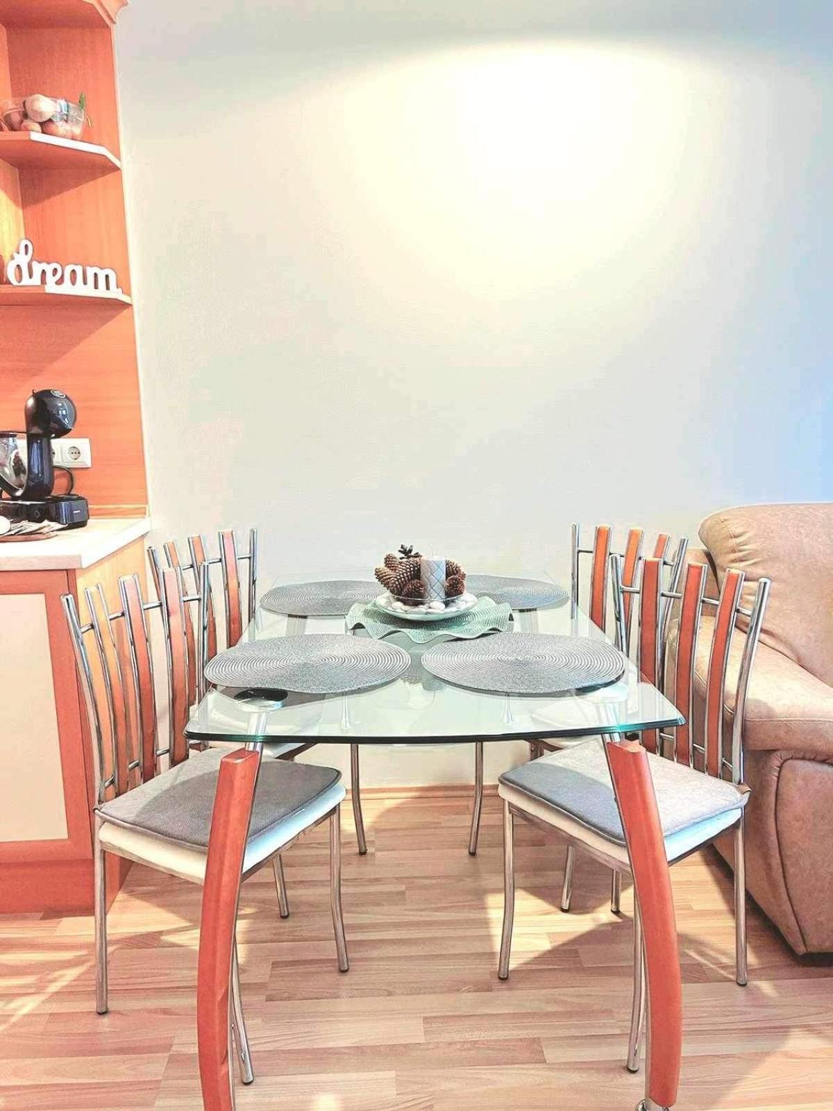 Arboro Royal Plaza Apartment โบโรเวทส์ ภายนอก รูปภาพ